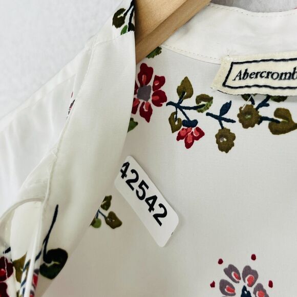 ABERCROMBIE & FITCH Top XS Floral Poplin Tie Neck Blouse Roll Tab Sleeve White - Picture 16 of 16